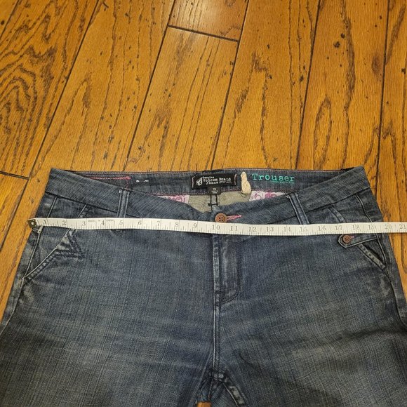 VOLCOM Junior's Jeans Dark Wash Denim Flare (Size 13) - Picture 9 of 11